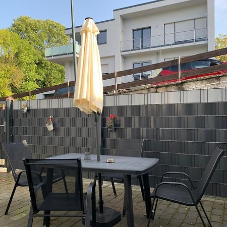 Grosse Moderne Ferienwohnung Auch Als Monteur Unterkunft Nutzbar, In Stolberg - Vicht Buitenkant foto