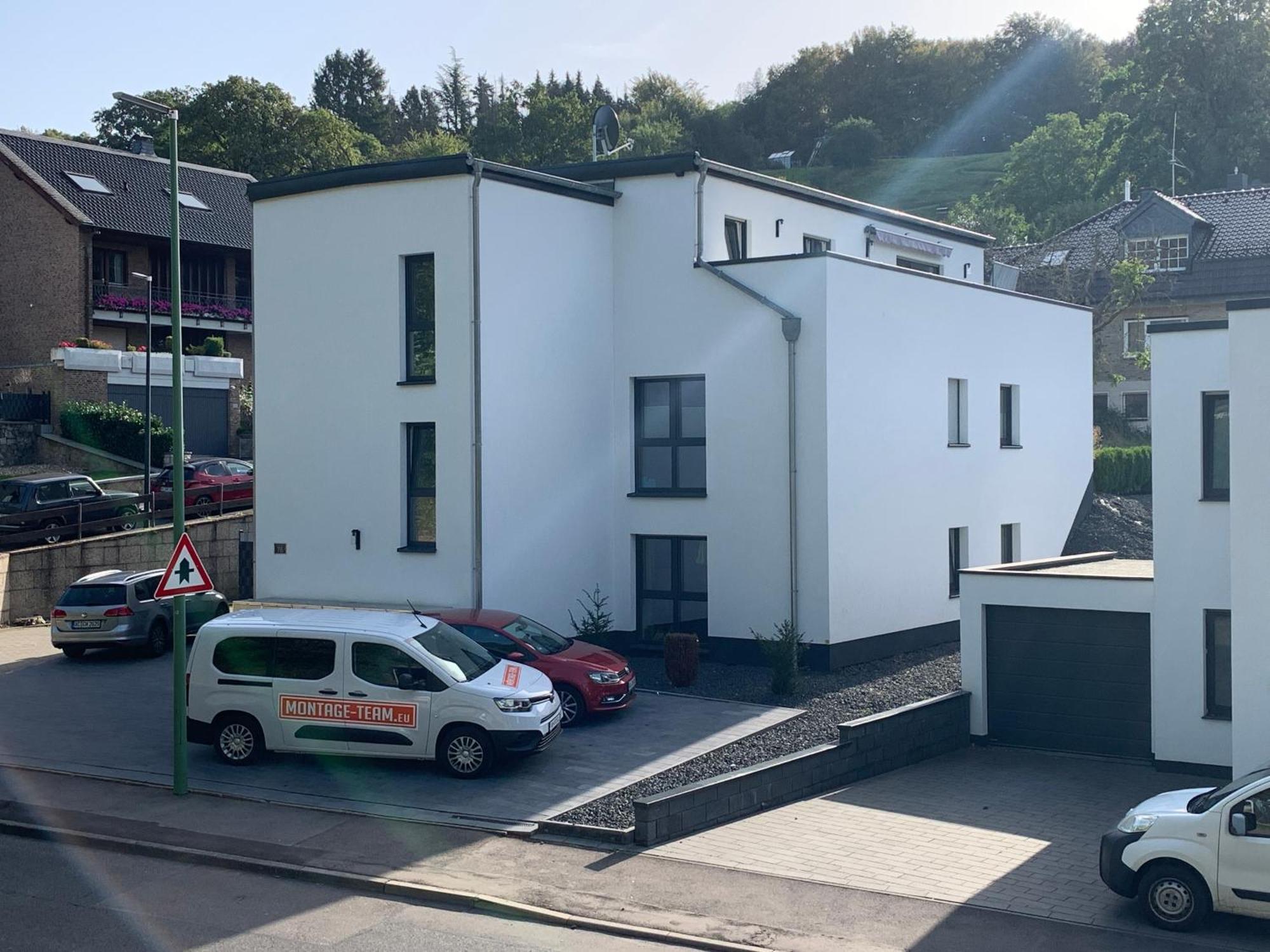 Grosse Moderne Ferienwohnung Auch Als Monteur Unterkunft Nutzbar, In Stolberg - Vicht Buitenkant foto